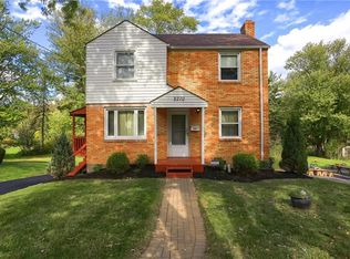 8270 Remington Dr, Pittsburgh, PA 15237