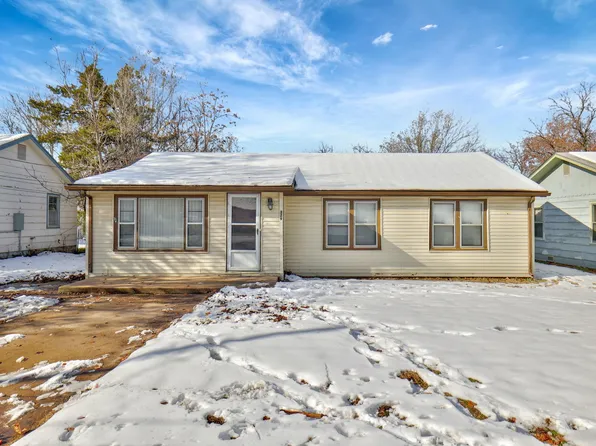 329 N Knight St, Wichita, KS 67203