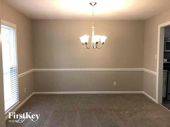 5th image of 10912 Pampas Cir