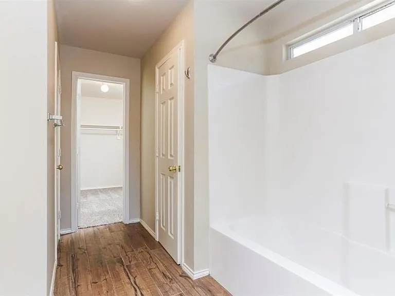 730 Redwing Place Dr — Photo 10