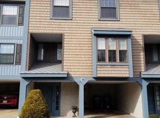 207 Kings Croft, Cherry Hill, NJ 08034