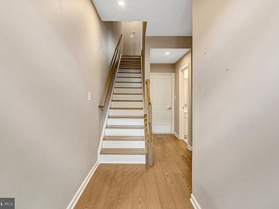 5th image of 43406 Old Ryan Rd