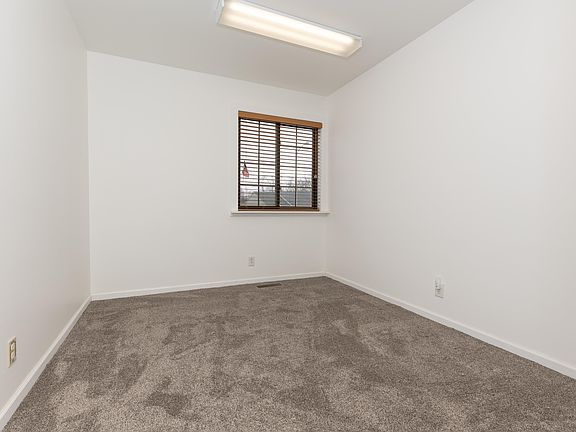 4th image of 4200 Saddlebrooke Ln
