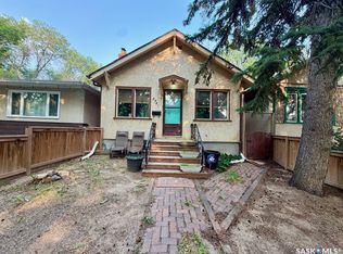 2341 Elphinstone St, Regina, SK S4T3P2