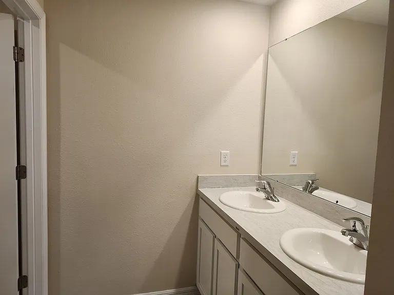 7773 Rosewood Garden Loop — Photo 5