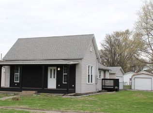 602 Broadway Ave, Windsor, IL