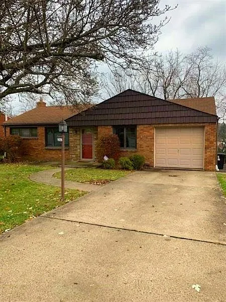 4270 Seton St photo 1
