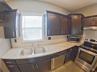 910 Osage St UNIT A, Manhattan, KS 66502