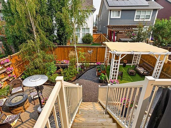 2nd image of 172 Riviera Way