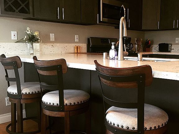 3rd image of 40645 Village Dr #40651