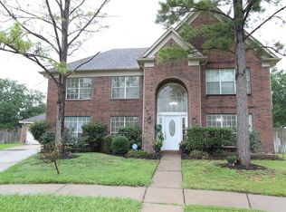 9406 Gatmere Ct, Sugar Land, TX 77498