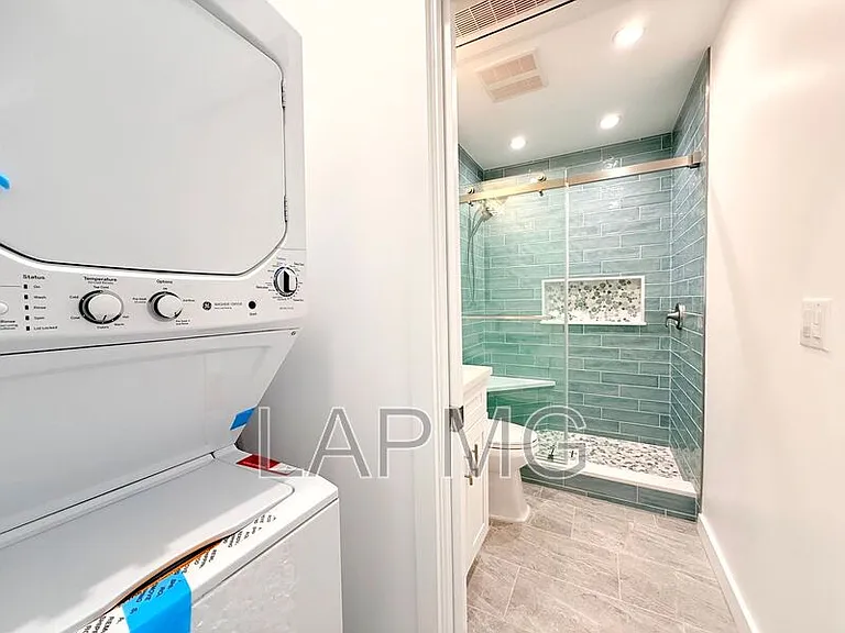 10837 Fellows Ave — Photo 7