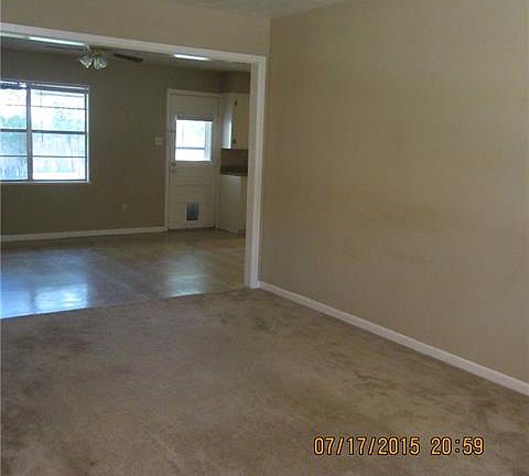 4th image of 3709 Brook Hollow Dr