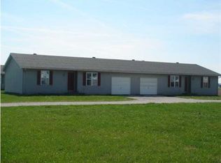 8099 S Angelia Dr, Fort Branch, IN 47648