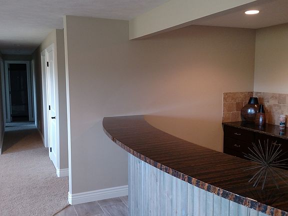 2nd image of 2801 Morris