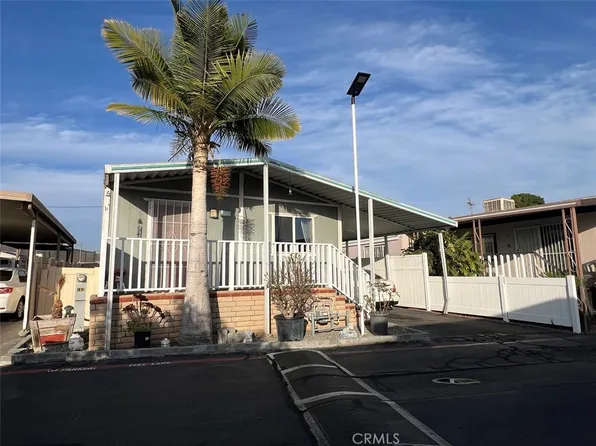 303 Crown Ln #197, Santa Ana, CA 92704