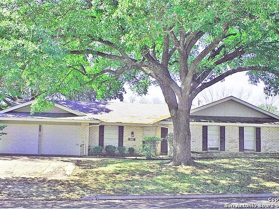 3rd image of 522 CRESTWAY DR