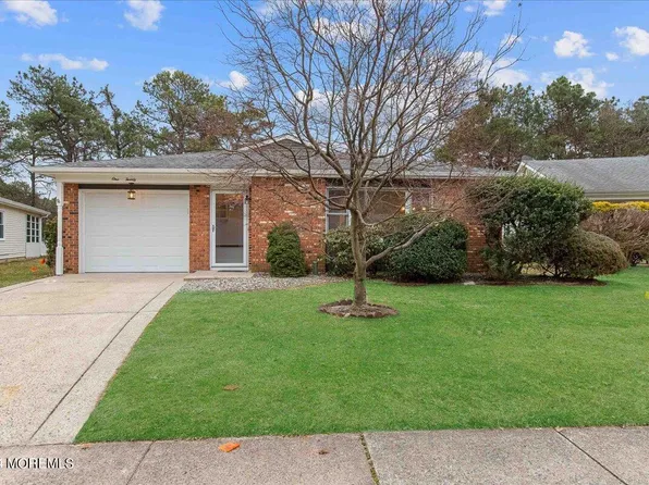 120 Lauren Lane, Brick, NJ 08723