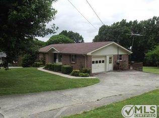 9 Taylor St, Carthage, TN 37030