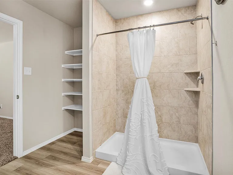 312 Pecos Dr — Photo 24