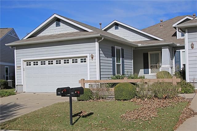 1st image of 130 Portsmouth Dr