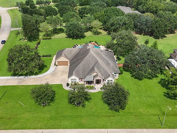 2nd image of 32522 Westminster Drive
