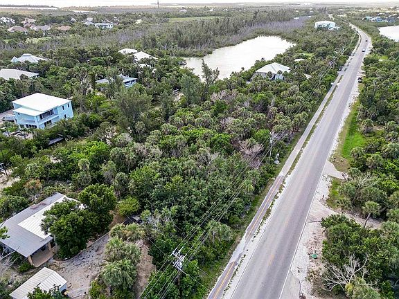 5th image of 5706 Sanibel Captiva Rd