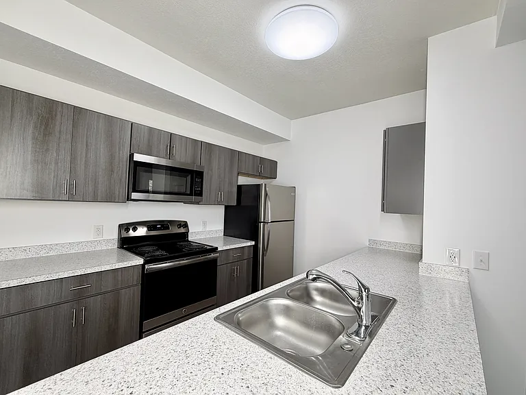 601-4 Gethings Cir — Photo 8