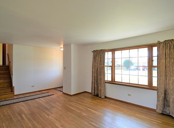 3rd image of 8732 Taos Dr