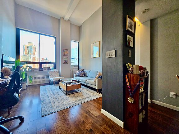 4th image of 310 E 23rd St APT 12G