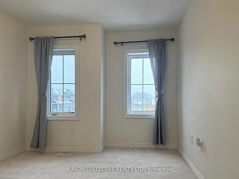 4 Amos Ave E — Photo 19