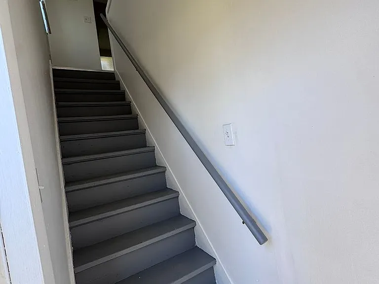 1827 California Ave — Photo 11