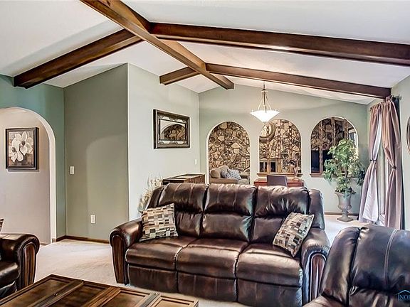 3rd image of 2251 Garden Creek Dr