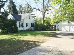 3825 Miramar Ave NE, Grand Rapids, MI 49525