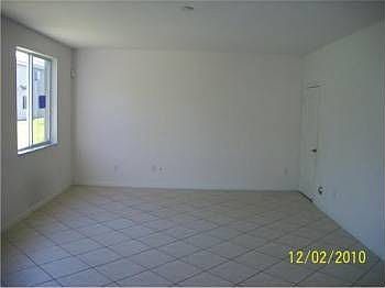 5th image of 20435 NW 8th Ct