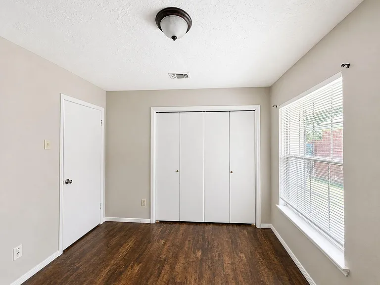 7142 River Garden Dr — Photo 37
