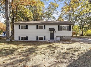 17 York Ave, Westford, MA 01886