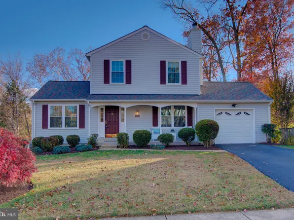 12149 Eddyspark Dr, Herndon, VA 20170