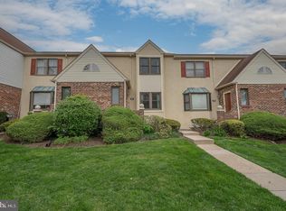 217 Stone Ridge Dr #217, Norristown, PA 19403