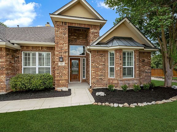 2nd image of 1523 Crooked Stick