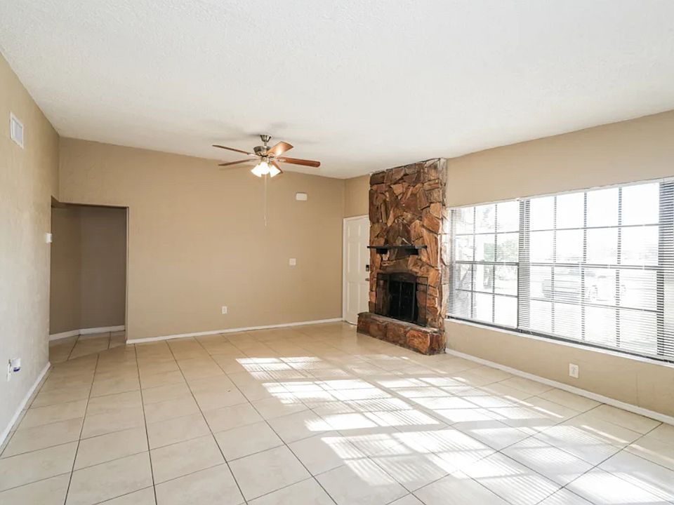 1st image of 10222 North Blvd