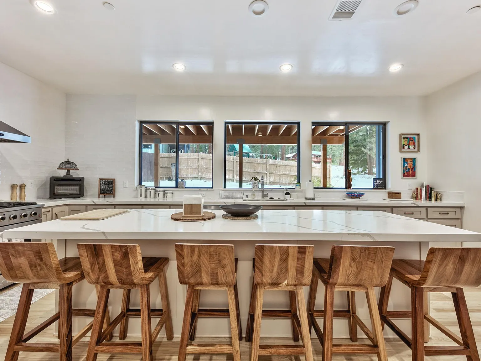 2434 Cold Creek Trl — Photo 3