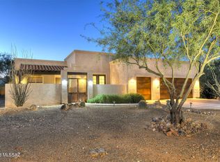 876 E Florida Saddle Dr, Green Valley, AZ 85614