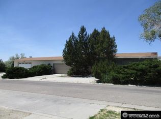 1003 View St, Rock Springs, WY 82901
