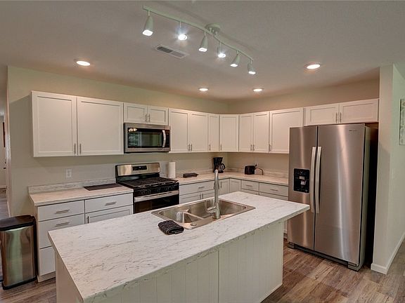 3rd image of 10264 Olker Road