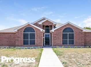 1513 Becky Ln, Lancaster, TX 75134
