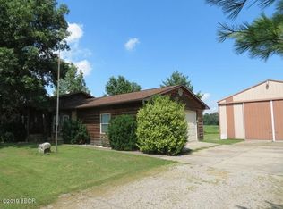 7538 Rod Gun Club Rd, Du Quoin, IL 62832