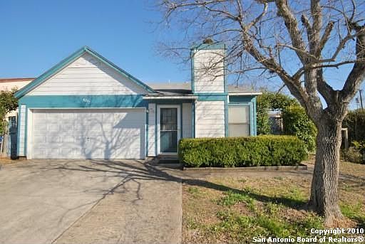 2nd image of 6202 Les Harrison Dr