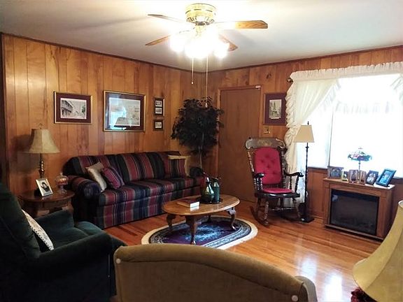 2nd image of 507 Beechwood Cir
