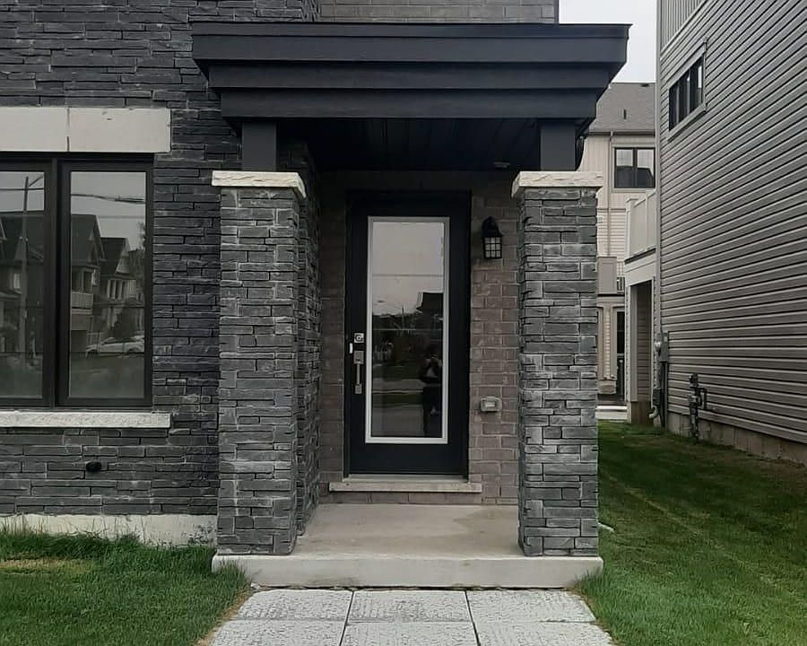 1st image of 215 Melody Ln